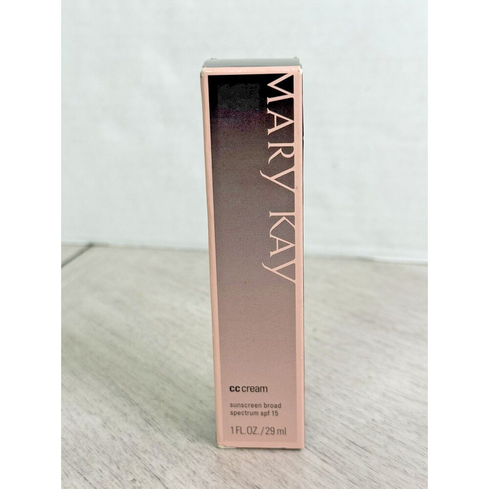 Mary Kay CC Cream Sunscreen Broad Spectrum SPF 15 Very Deep 1 fl oz / 29 mL New